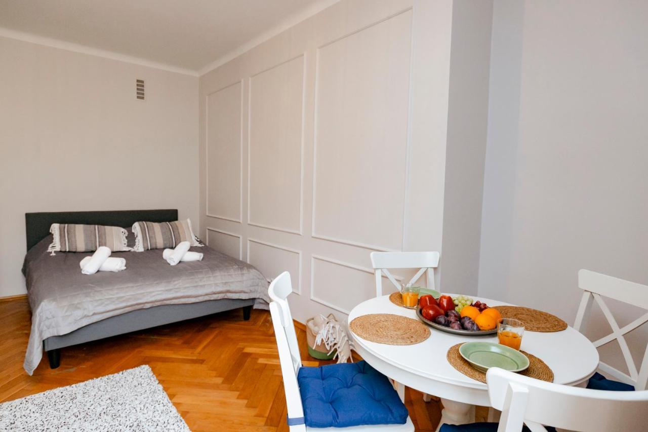 Wilcza 3 Blue - 260 Metrow Od Ambasady Usa - Better Rental Varşova Dış mekan fotoğraf
