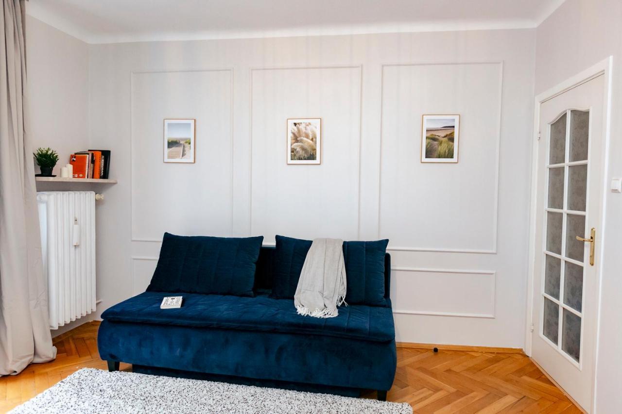 Wilcza 3 Blue - 260 Metrow Od Ambasady Usa - Better Rental Varşova Dış mekan fotoğraf